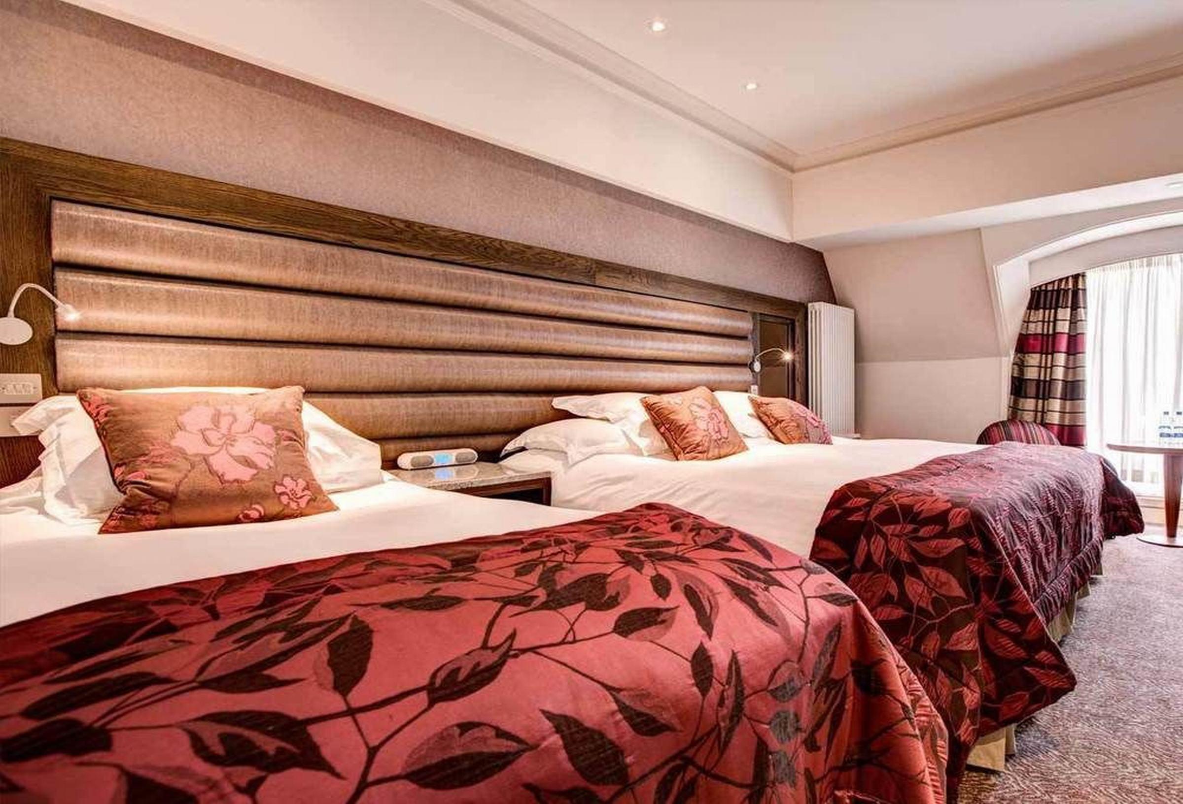 The Culloden Estate And Spa Holywood  Εξωτερικό φωτογραφία A bedroom at the hotel