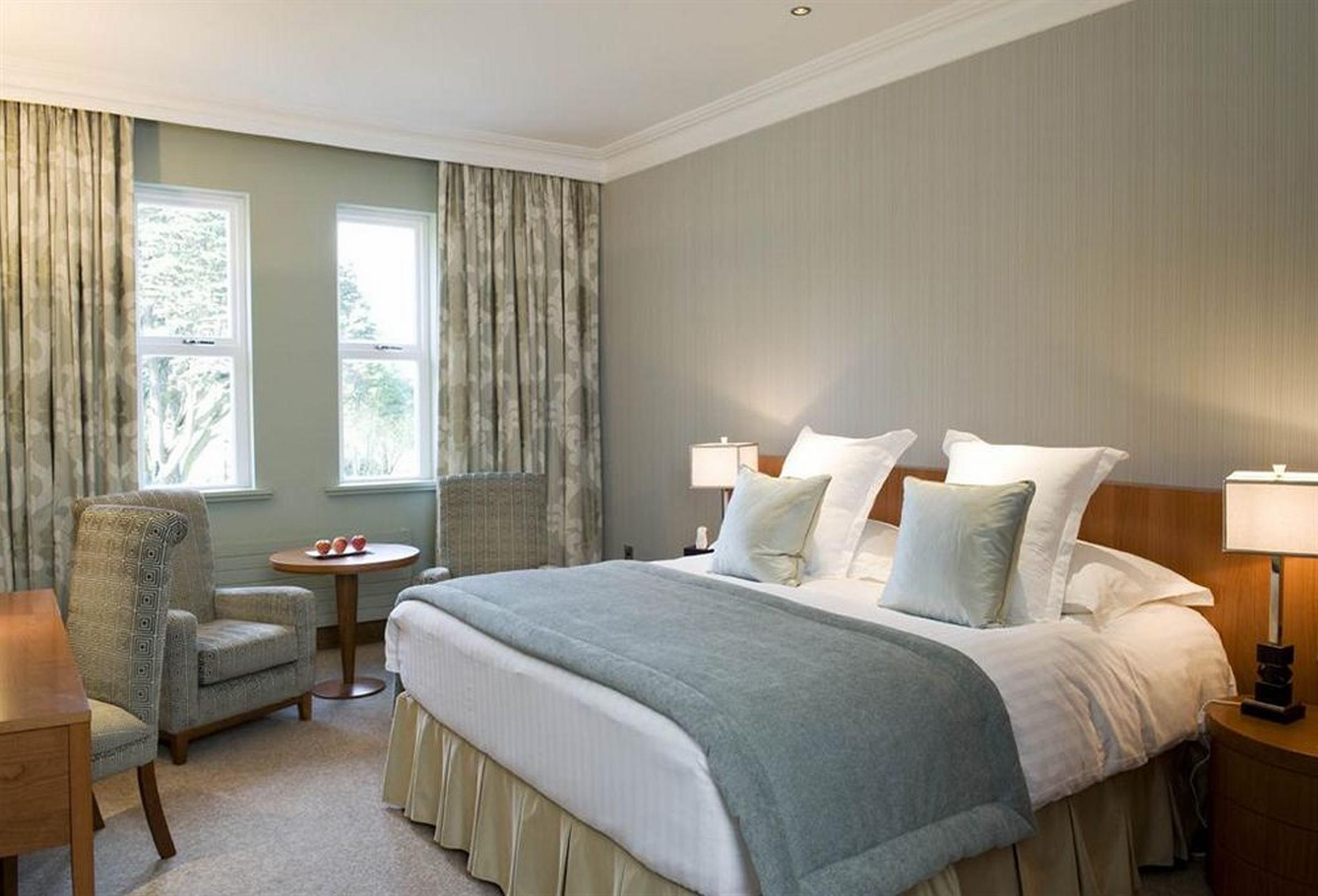 The Culloden Estate And Spa Holywood  Εξωτερικό φωτογραφία A bedroom at the hotel