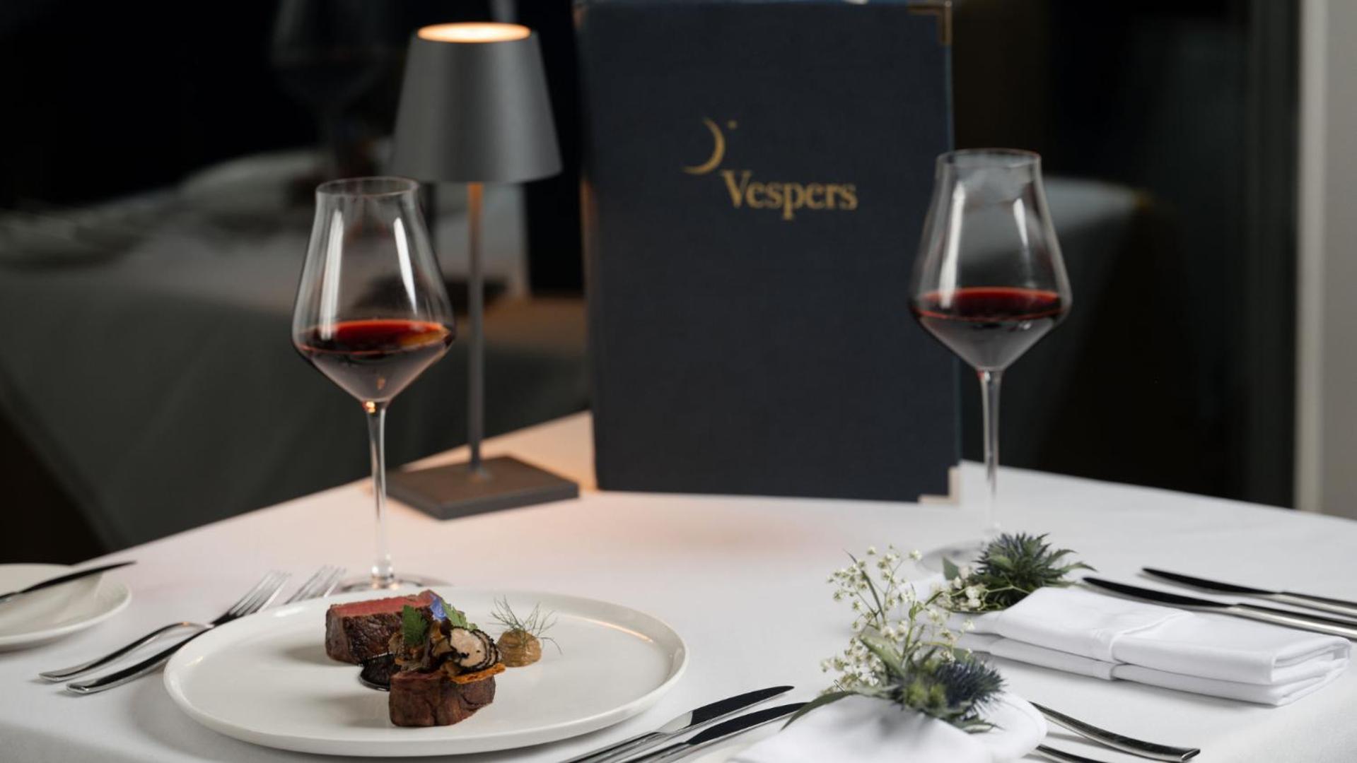 The Culloden Estate And Spa Holywood  Εξωτερικό φωτογραφία Vesper's