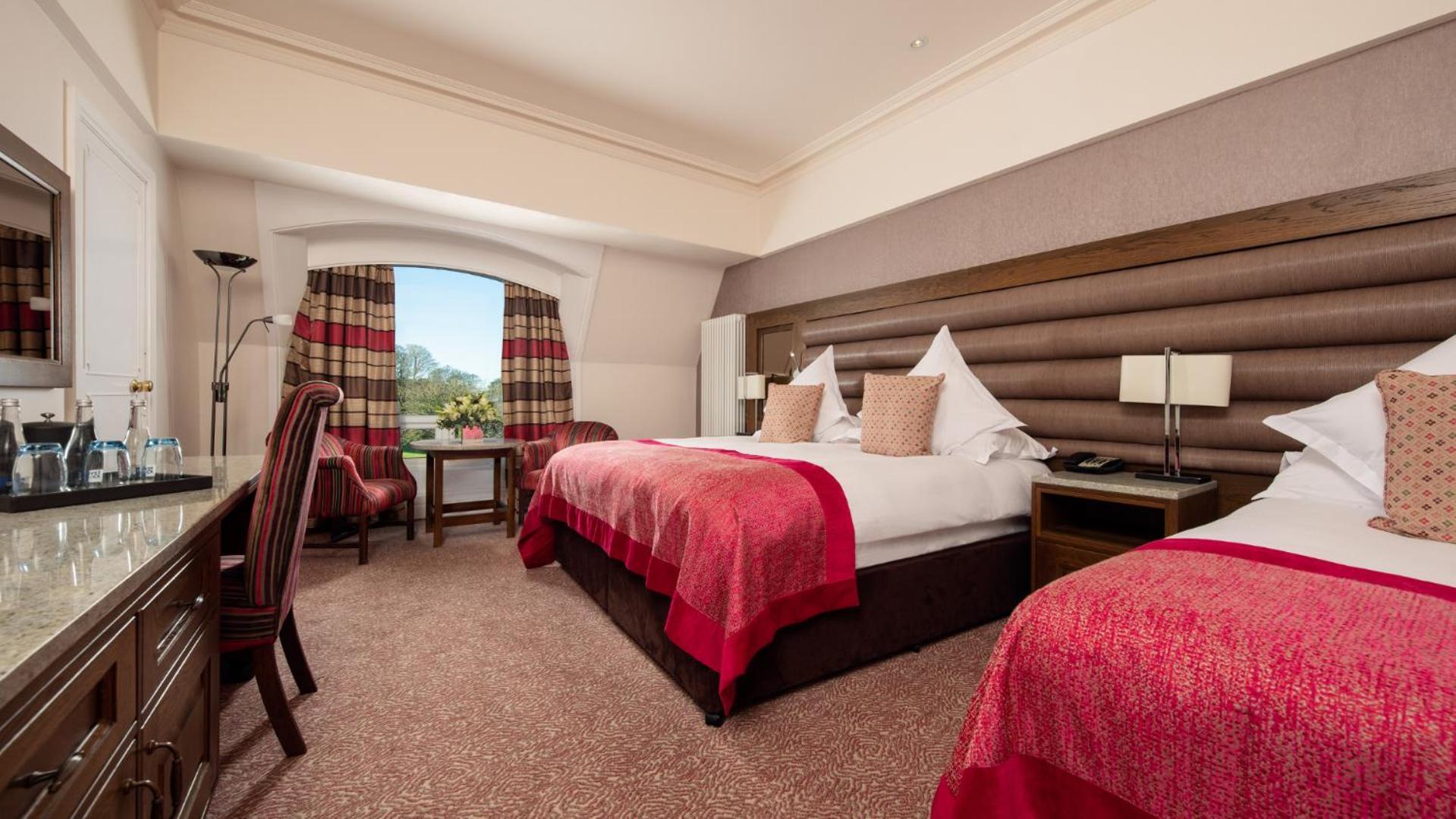 The Culloden Estate And Spa Holywood  Εξωτερικό φωτογραφία A bedroom at the hotel