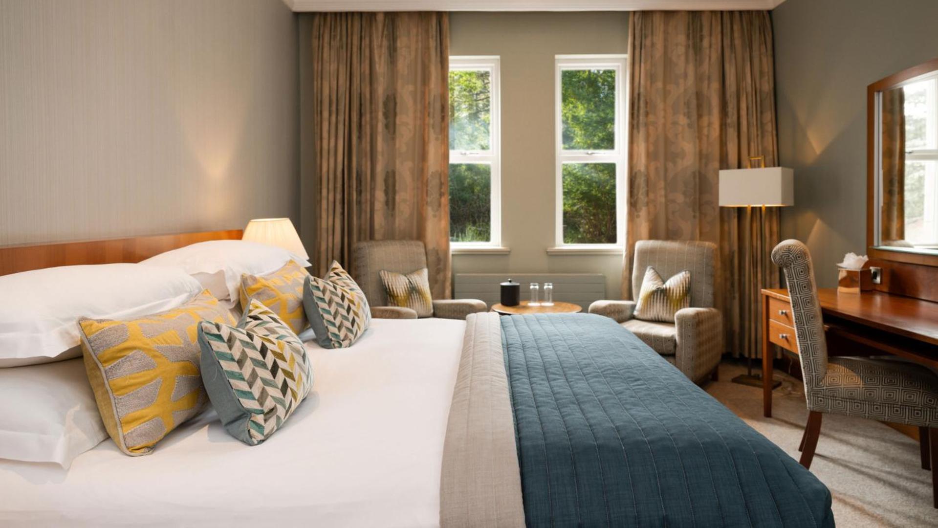 The Culloden Estate And Spa Holywood  Εξωτερικό φωτογραφία A bedroom at The Old Course Hotel, St Andrews