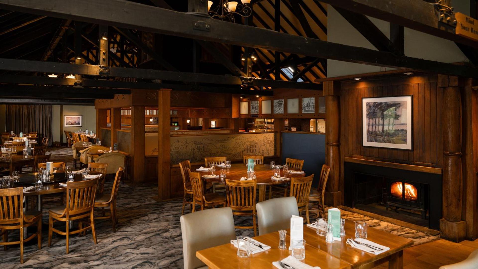 The Culloden Estate And Spa Holywood  Εξωτερικό φωτογραφία The restaurant at the Inn at the Opera House
